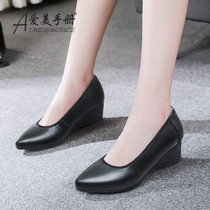 Flight attendant work shoes womens black leather shoes soft leather leather slope heel single shoes small size increase professional womens shoes work shoes women