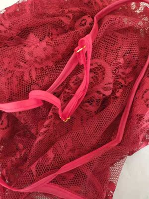 这个款式,真的很性感,而且颜色真的很好看,穿着很轻薄舒服 这个款式,真的很性感,而且颜色真的很好看,穿着很轻薄舒服