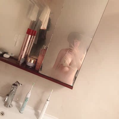 双十二入的,发货和物流都超快的,晚上还在送件,洗澡前正好收到试穿。图一是严肃的泳衣正面照可以看到下装是很少见的那种材质,像潜水服那种厚的。上衣超聚拢的(俗称显胸)80B上装选S码刚好提供给供大家参考。预产期就是下个月了,目前趁活动先囤着,等我产后游泳上泳池照。 双十二入的,发货和物流都超快的,晚上还在送件,洗澡前正好收到试穿。图一是严肃的泳衣正面照可以看到下装是很少见的那种材质,像潜水服那种厚的。上衣超聚拢的(俗称显胸)80B上装选S码刚好提供给供大家参考。预产期就是下个月了,目前趁活动先囤着,等我产后游泳上泳池照。