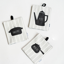 Creative Nordic style double-layer cotton thickened insulation pad pot pad black and white microwave oven gloves household anti-scalding table mat placemat