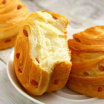 A pair of red bean hand-torn bread whole box wholesale special Net red casual snacks nutritious breakfast food cake