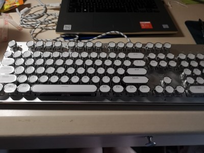 讨论蒸汽朋克机械键盘怎么样，是真的机械键盘吗？质量好不好