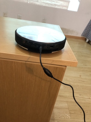 真实使用感受火辣椒投影仪好不好用，质量怎么样，是杂牌的吗？