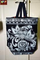 Batik bag Guizhou Miao nationality traditional batik bag shoulder bag casual bag 42 * 36CM