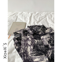 Xiaoxijia)2021 new girlfriends shirt female retro Hong Kong design sense niche top wild printed shirt