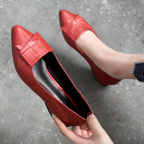 2021 new autumn pointed thick heel single shoes womens leather shallow soft leather spring and autumn mother flat autumn shoes