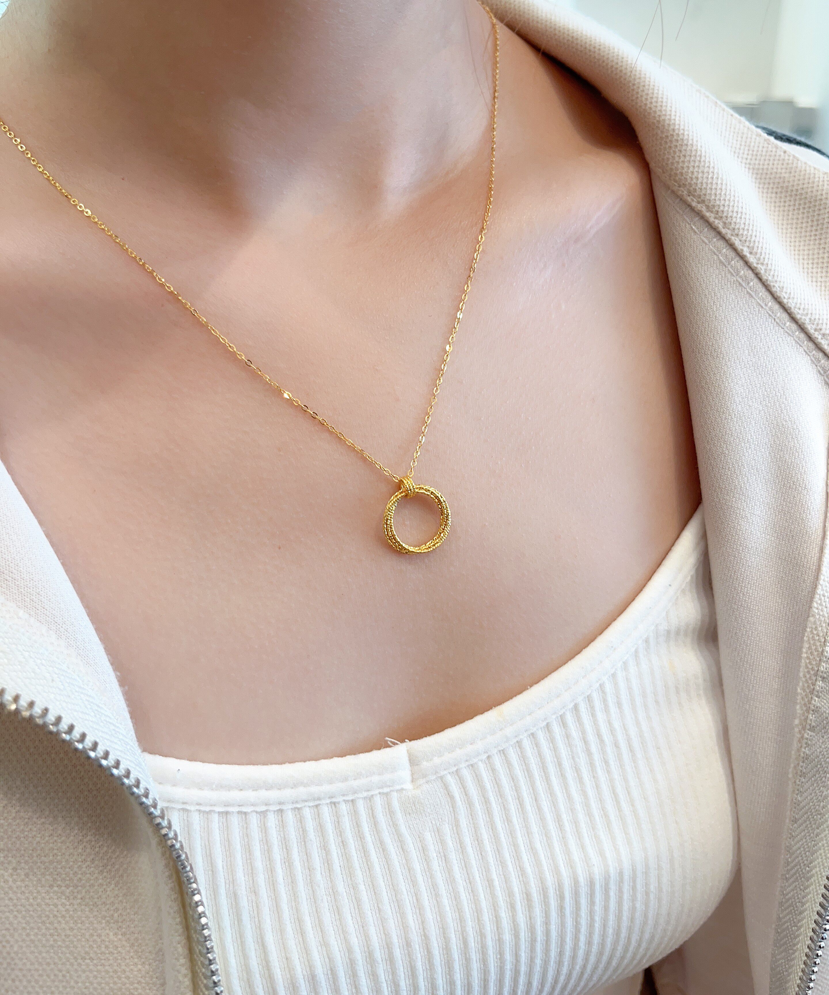 中国黄金足金莫比乌斯环项链女生2025新款纯金套链生日礼物送女友