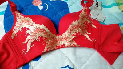 宝贝收到了打开一看真的好喜欢漂亮质量还很好很有型礼盒也很好送人很大气