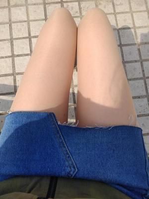 &middot;&middot;&middot;&middot;&middot;&middot;非常好用，一比较真的很干净。而且用的时候也不会过敏的，先是试用了腿上很温和。之后腿上摸起来也是滑滑的，不仅能脱毛还能美白和滋润皮肤呢。以前用小刀刮过一次，脱不干净，然后毛发一直这样长。我特别敏感的肌肤用了都不会红肿，清清凉凉的很舒服，用了这个脱毛膏跟其他的相比明显毛毛长得速度慢了很多很多