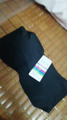 收到了,料子很舒服!看着很不错,喜欢!主要是很便宜,喜欢的赶紧下手 收到了,料子很舒服!看着很不错,喜欢!主要是很便宜,喜欢的赶紧下手