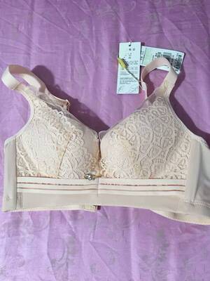 便宜到不要不要的，不到3折买到的，公总~号搜：【查活动】，再去买，便宜狠多。排在上面那个才是哦！！【质量非常好,与卖家描述的完全一致, 真的很喜欢,完全超出期望值,,包装非常仔细、严实,物流公司服务态度很好,运送速度很快,虽然中间有点小插曲，仍然是很满意的一次购物  赞，赞，赞，东东很不错,淘到心意的宝贝是一件让人很开心的事。