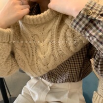 Spot Korean sienn * bout*que wool twist knitted pullover sweater of the same style
