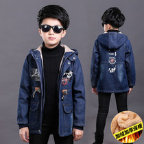 Boy plus velvet denim jacket 2020 new autumn and winter thick hooded foreign atmosphere medium children children long windbreaker