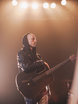 Take fire guitar LAVA ME PRO beginner folk song professional playing and singing carbon fiber vibrating electric box guitar 41 inch