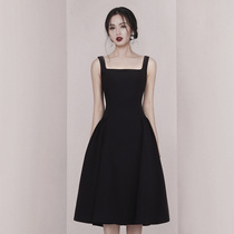 Thai tide brand retro Hepburn style small black skirt socialite black suspenders high waist thin a-line mid-length dress