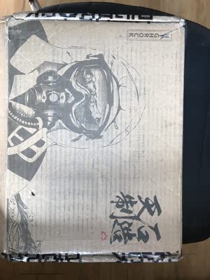 质量很好，不愧是大厂风范，细节很到位，175-140穿l号正好，穿的暖暖的好过年