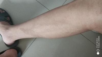 这款真的好，我要坚持用，把多余的毛全部脱掉！值得推荐！东西真的太好了，用了之后皮肤香香的滑滑的，满意好评！去的很干净，无刺激，也没有出现刺痛感，也没有过敏现象，还有点淡淡的香味，很喜欢。价格实惠，满意