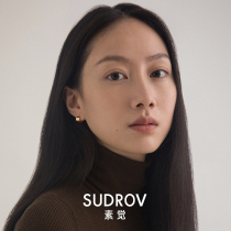 The New 2021 18K gold niche design simple temperament earrings female fashion small earrings earrings earrings