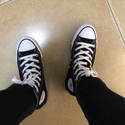 鞋子质量很好，款式好看，穿上舒服，百搭。