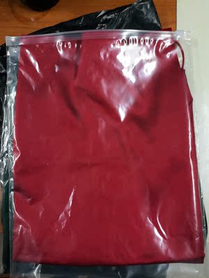 很漂亮的吊带背心，我喜欢，买了2种颜色的，开春穿，值得。