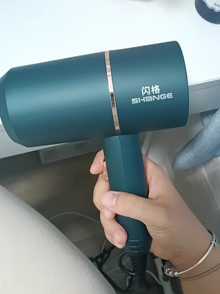请问大伙:松下大风力电吹风筒究竟怎么样,真实使用感受揭秘!!!不看必后悔