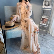 Dress 2021 new summer French chic high-end design sense v-collar floral long skirt slim long sleeve skirt