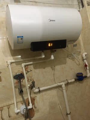 火爆的美的F50X1电热水器耗电怎么样，电热水器内胆哪种好