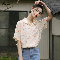 Day Series Retro Crumband Snowspun Short Sleeve Shirt Woman Summer 2022 New Korean Wind Design Sense of a small crowdsourced blouse