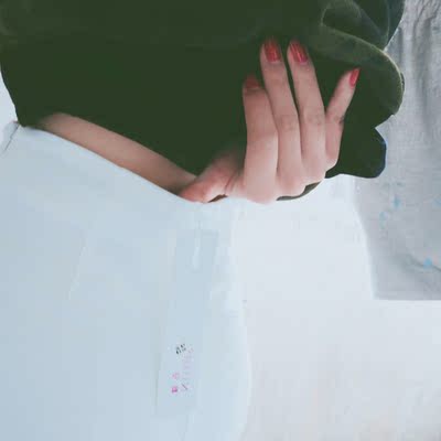 纯棉的，质量超级好，最好的就是版型了，很提臀修身。大爱！卖家服务很好，耐心介绍码数。十分满意！