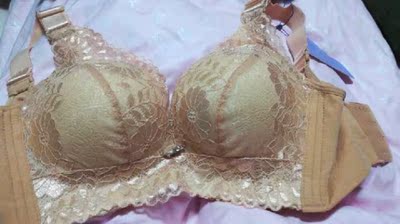 质量很好，胸型也好，看图吧，喜欢