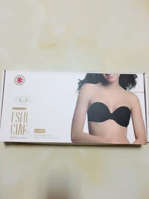 内衣收到啦！一片式的款式穿起来非常的舒服，很轻巧！好像没有穿内衣似的，一点都不压迫