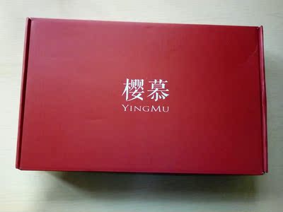 第二次买他家的内衣了~质量一如既往地很好~~颜色也超级好看~~内裤是均码的也是难为我这么个胖纸了~~喜欢喜欢~~