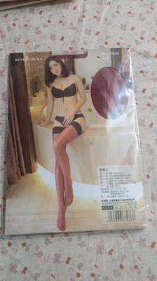 物流真的很快！丝袜质量不错！很轻薄而且油亮！是我喜欢的款式！已经是多次在这家店购买了！下次还会回购的！