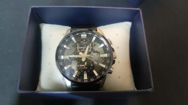 卡西欧efr303石英手表靠谱吗使用反馈很差吗