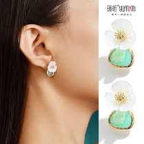Ear clip without ear hole female hipster petal earrings temperament Korean simple personality Joker Net red ear ornaments