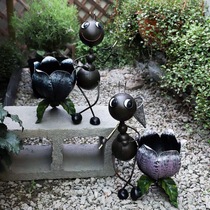 Mu Zi Ge courtyard iron creative garden ornaments Ant couple ornaments living room TV cabinet study outdoor flower pots