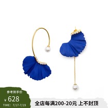 China Na Mo flower print series 3D printed petal pearl asymmetrical earrings in stock