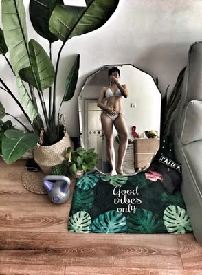 第二次回购,客服依旧很耐心介绍款式、尺码。快递也很给力,收到货后看到这包装还是这么细心!赞!料子舒服,重点是这个钻够闪、独特风格!我这宝妈...请忽略刀疤痕😂主要是想夸下这家泳衣款式真的很不错👍上新都会关注! 第二次回购,客服依旧很耐心介绍款式、尺码。快递也很给力,收到货后看到这包装还是这么细心!赞!料子舒服,重点是这个钻够闪、独特风格!我这宝妈...请忽略刀疤痕😂主要是想夸下这家泳衣款式真的很不错👍上新都会关注!