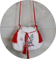 Clear old air bag bag bag bag bag bag Chinese female embroidery clothing red winter year pack red annual pack