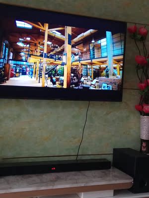 目前看来JBL BAR5.1家庭影院回音壁音质怎么样，电视看电影震撼吗？