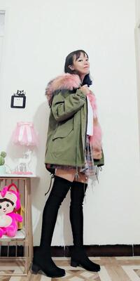 sw靴真的好漂亮哦，很洋气的，穿上贼好看，显气质显腿长而且很保暖，做工也是超级好的，喜欢这种比较简单的风格！这个靴子真得很棒！观望的美女们可以下手，绝对没错哈