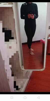 疫情期间关得太无聊了,于是快速在网上买一套健身服。心想买个质量好点的,穿着舒服点,没想到是我想多了。先不说价格的问题,裤子掉档真是没话说,而且衣服太短,总的不值这个价,又不是牌子的真心划不算 疫情期间关得太无聊了,于是快速在网上买一套健身服。心想买个质量好点的,穿着舒服点,没想到是我想多了。先不说价格的问题,裤子掉档真是没话说,而且衣服太短,总的不值这个价,又不是牌子的真心划不算