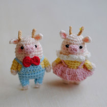 New original design couple calf doll gift handmade DIY crochet wool knitting keychain material bag