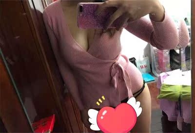 加厚的很适合,厚度刚刚好,对小胸很友好。粘性也不错贴上没有掉,按客服说的方法清洗了晾干了粘性又神奇的恢复了!!!这次贴我一次就贴好了,聚拢效果棒棒的!一天都没有脱落。注意这个一定不能反复贴,反复贴多次后黏胶都是白白的了,全部都是黏的皮肤上的皮屑,后面问了客服才知道的,需要清洗胸部因为我刚开始不会使用反复贴了好多次。 加厚的很适合,厚度刚刚好,对小胸很友好。粘性也不错贴上没有掉,按客服说的方法清洗了晾干了粘性又神奇的恢复了!!!这次贴我一次就贴好了,聚拢效果棒棒的!一天都没有脱落。注意这个一定不能反复贴,反复贴多次后黏胶都是白白的了,全部都是黏的皮肤上的皮屑,后面问了客服才知道的,需要清洗胸部因为我刚开始不会使用反复贴了好多次。