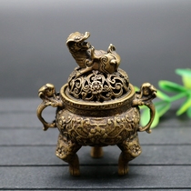 Pure copper Kirin Aroma Furnace Copper Tripods double ear round small incense stove Incense Stove With Lid Mini leopard Engraved Three Foot Tripod