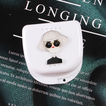 Invisible tooth cover box to carry with cute correction tooth holder containing box old man false tooth storage box