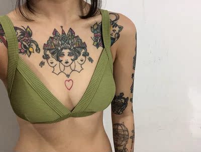 颜色不错.没用滤镜实拍出来效果看没问题的. 质量很好.连个线头都没有滋出来! 尤其是下身小裤不多露.不少露.刚刚好. 期待下海.自由潜穿应该很安全.够紧.太松的裤衩一个猛子下去就露屁股了……158.44kg 最小码正好. 大家一个参考 颜色不错.没用滤镜实拍出来效果看没问题的. 质量很好.连个线头都没有滋出来! 尤其是下身小裤不多露.不少露.刚刚好. 期待下海.自由潜穿应该很安全.够紧.太松的裤衩一个猛子下去就露屁股了……158.44kg 最小码正好. 大家一个参考