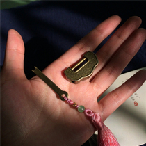 Lock the fleeting ancient style Copper lock Mini ancient copper lock small box lock Old-fashioned copper lock Hundred-year-old matching object