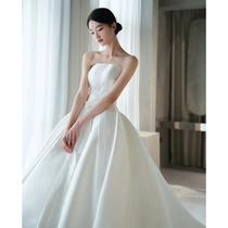 Satin main wedding dress 2022 bride french-style mashed little retro drag tail out of the winter