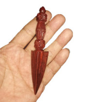 Carved with fine carved leaflet red sandalwood wearing Puba prong (Puba pestle) car hanging